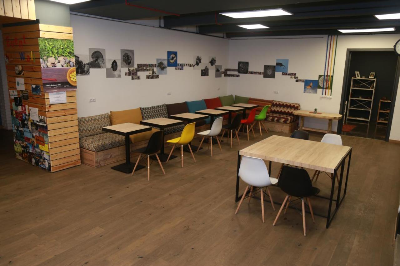 Loft Hostel Gyumri Bagian luar foto